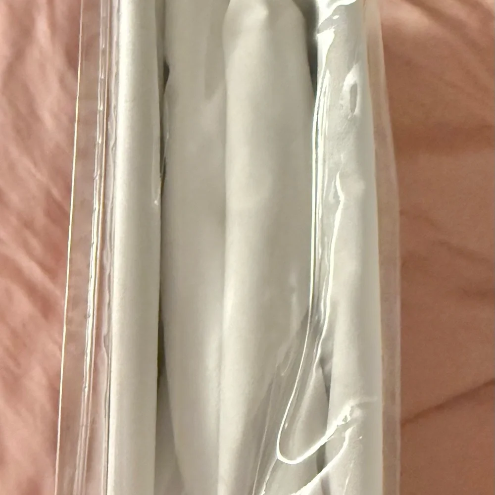 Essentials Mattress protector Full Brand New